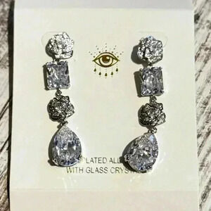 Eye candy plated alloy with glass‎ crystal women’s earrings NWOT
